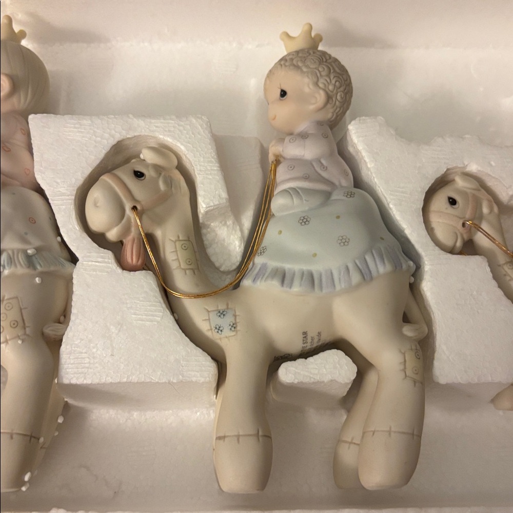 Precious Moments “They follow the Star” set 108243 Figurines in orig. box - Picture 6 of 11